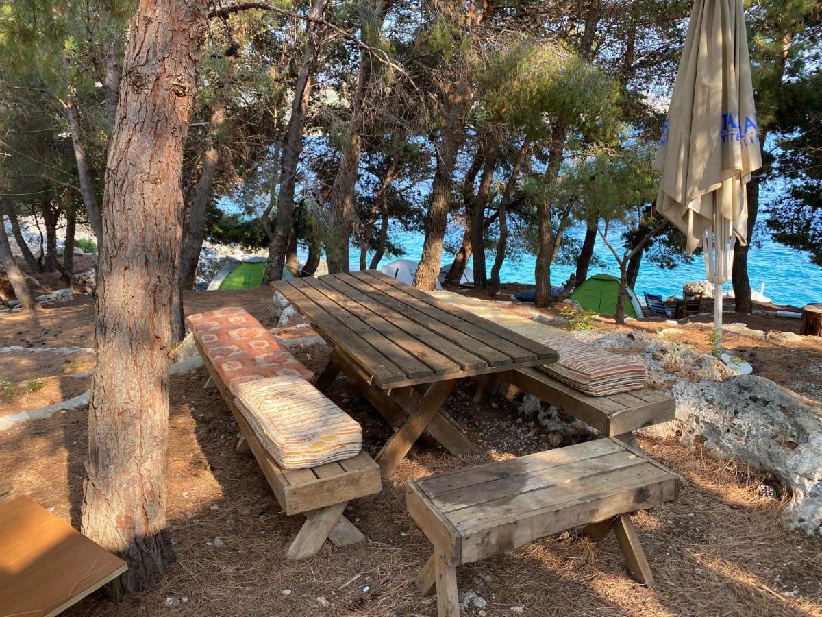 Отель Pine Side Camp Химара Экстерьер фото