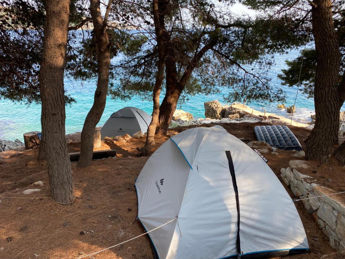 Отель Pine Side Camp Химара Экстерьер фото